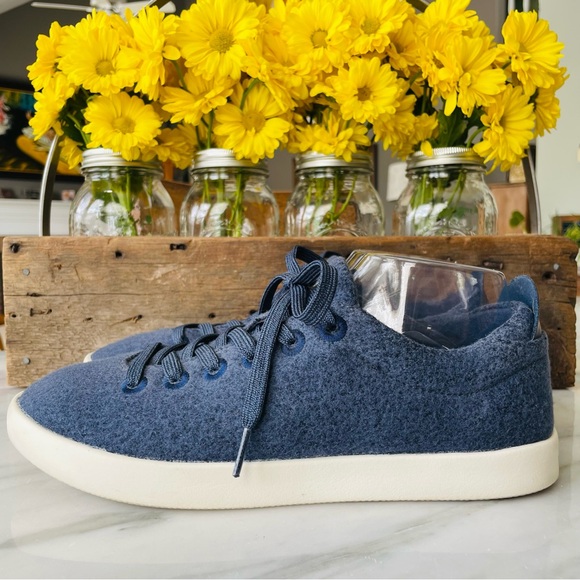 allbirds•Size 9•Men’s Wool Runners•Hazy Indigo w/ Blizzard Sole•VERY Gently Worn - Picture 6 of 13
